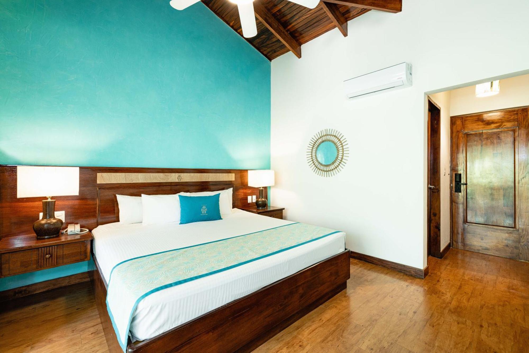 Hotel Tamarindo Diria Beach Resort Pokoj fotografie
