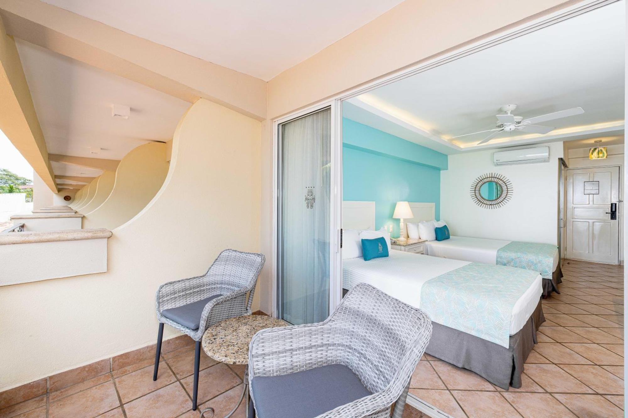Hotel Tamarindo Diria Beach Resort Pokoj fotografie
