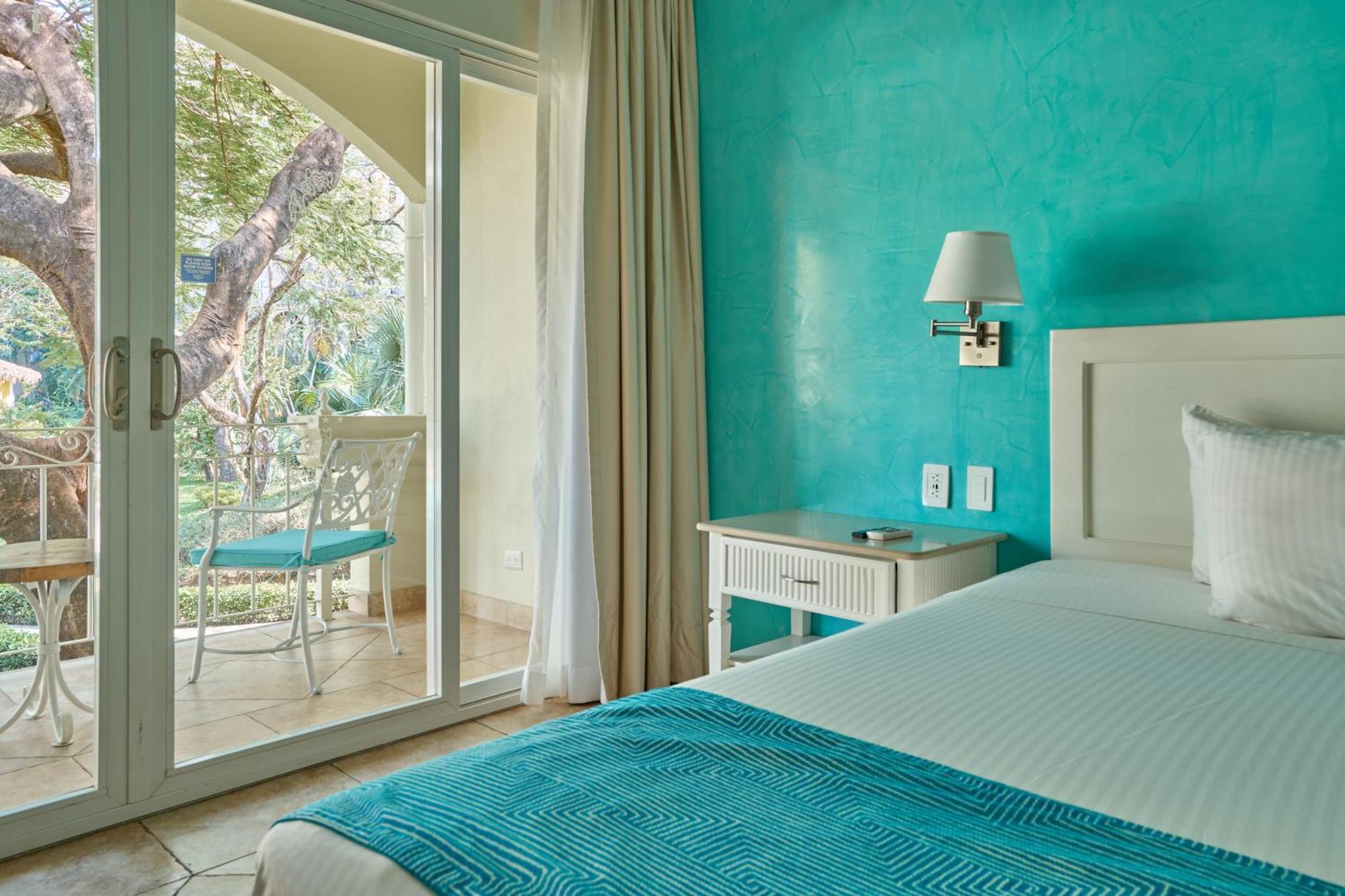 Hotel Tamarindo Diria Beach Resort Pokoj fotografie